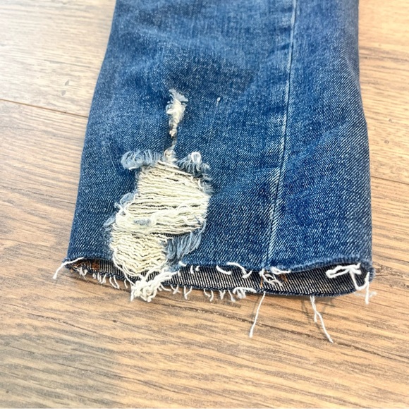 NWT Aero Curvy Mom Jean Sz 2 Distressed New - Picture 7 of 7